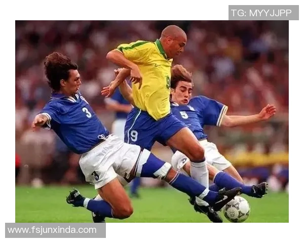 回顾2019年足球明星风采与成就的精彩瞬间与传奇故事 回顾2019年足球明星风采与成就的精彩瞬间与传奇故事