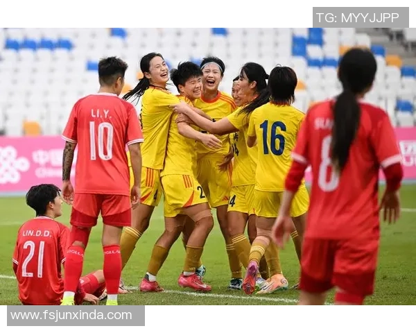 重庆足球队在全运会积分榜上以94分稳居第一名表现出色